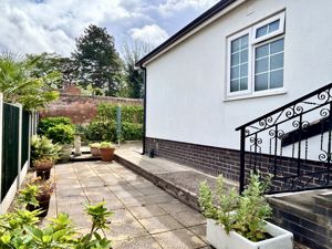 Photo 7- click for photo gallery